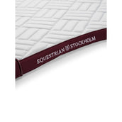Equestrian Stockholm Schabracke Modern Dressur Weiß/Merlot Equestrian Stockholm Schabracke Modern Dressur Weiß/Merlot