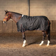 Harry's Horse Winterdecke Thor 200g WI25 Jet Black Harry's Horse Winterdecke Thor 200g WI25 Jet Black