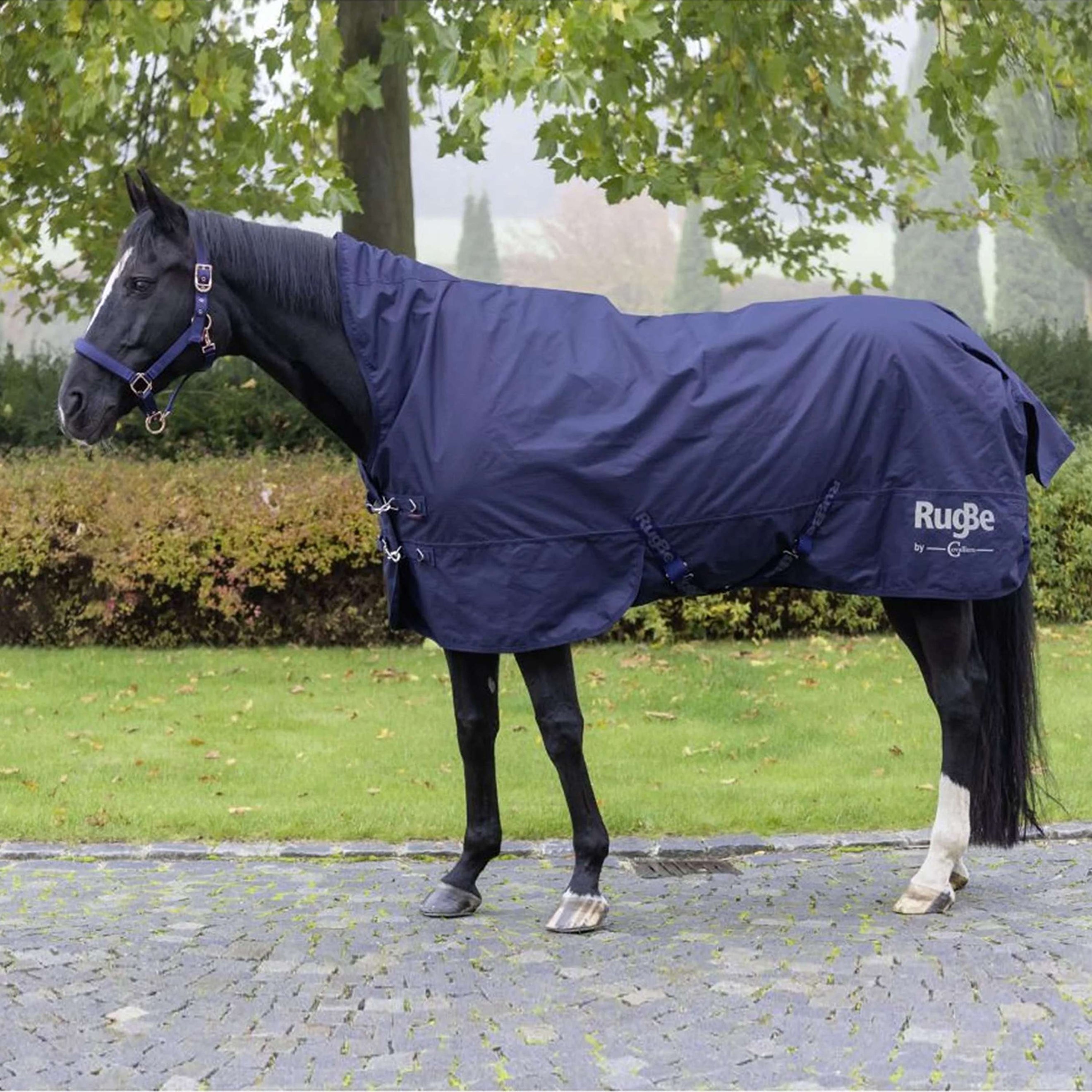 RugBe by Covalliero Outdoordecke High Neck 0g Dark Navy RugBe by Covalliero Outdoordecke High Neck 0g Dark Navy