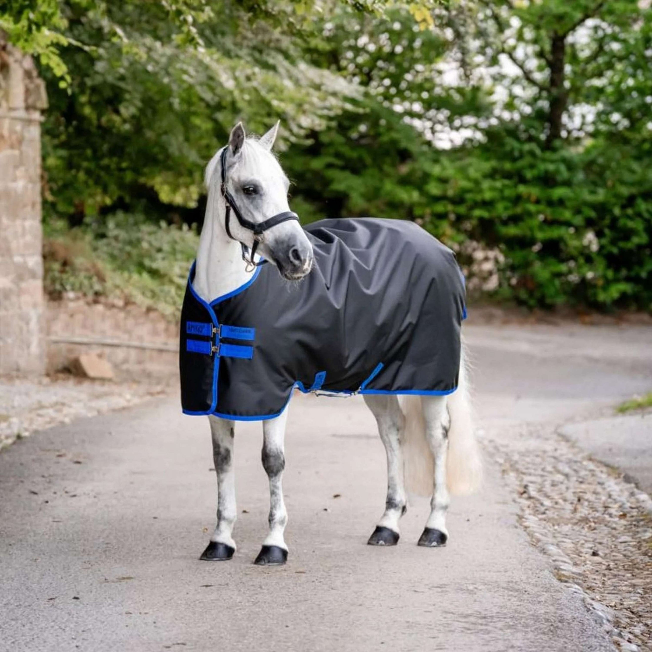 Amigo Ripstop 900D 50g Schwarz/Blau Amigo Ripstop 900D 50g Schwarz/Blau