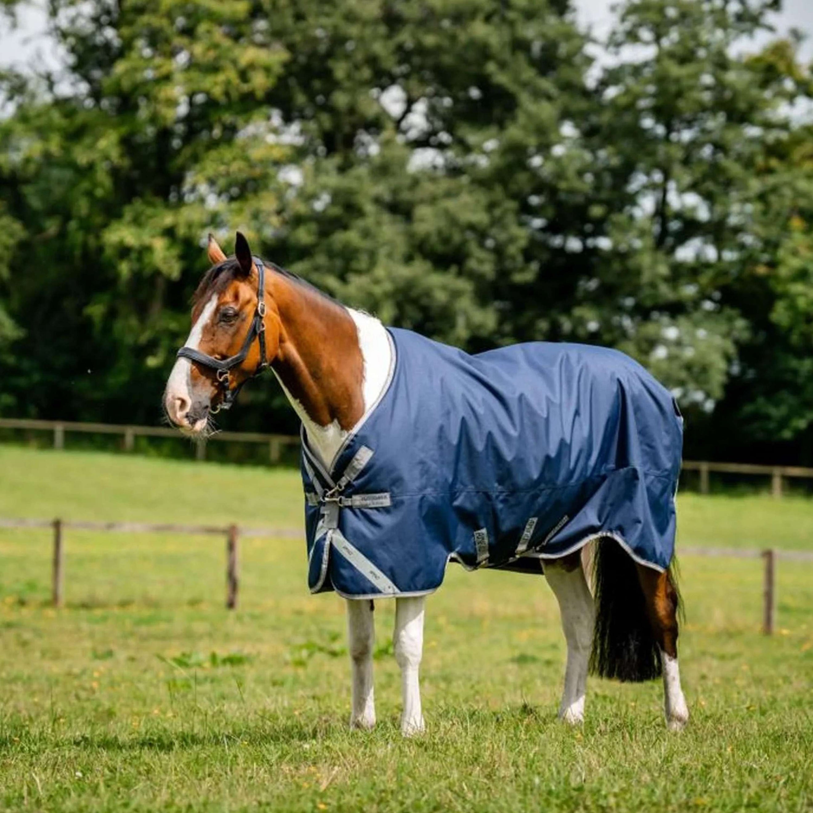 Amigo Turnout Lite Bravo 12 0g Navy/Titanium Grey Amigo Turnout Lite Bravo 12 0g Navy/Titanium Grey