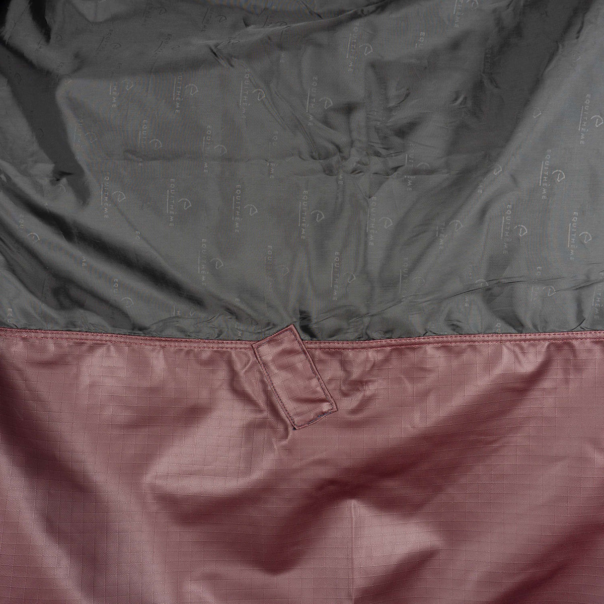 EQUITHÈME Outdoordecke Tyrex 1200D 0g Standard Burgunderrot