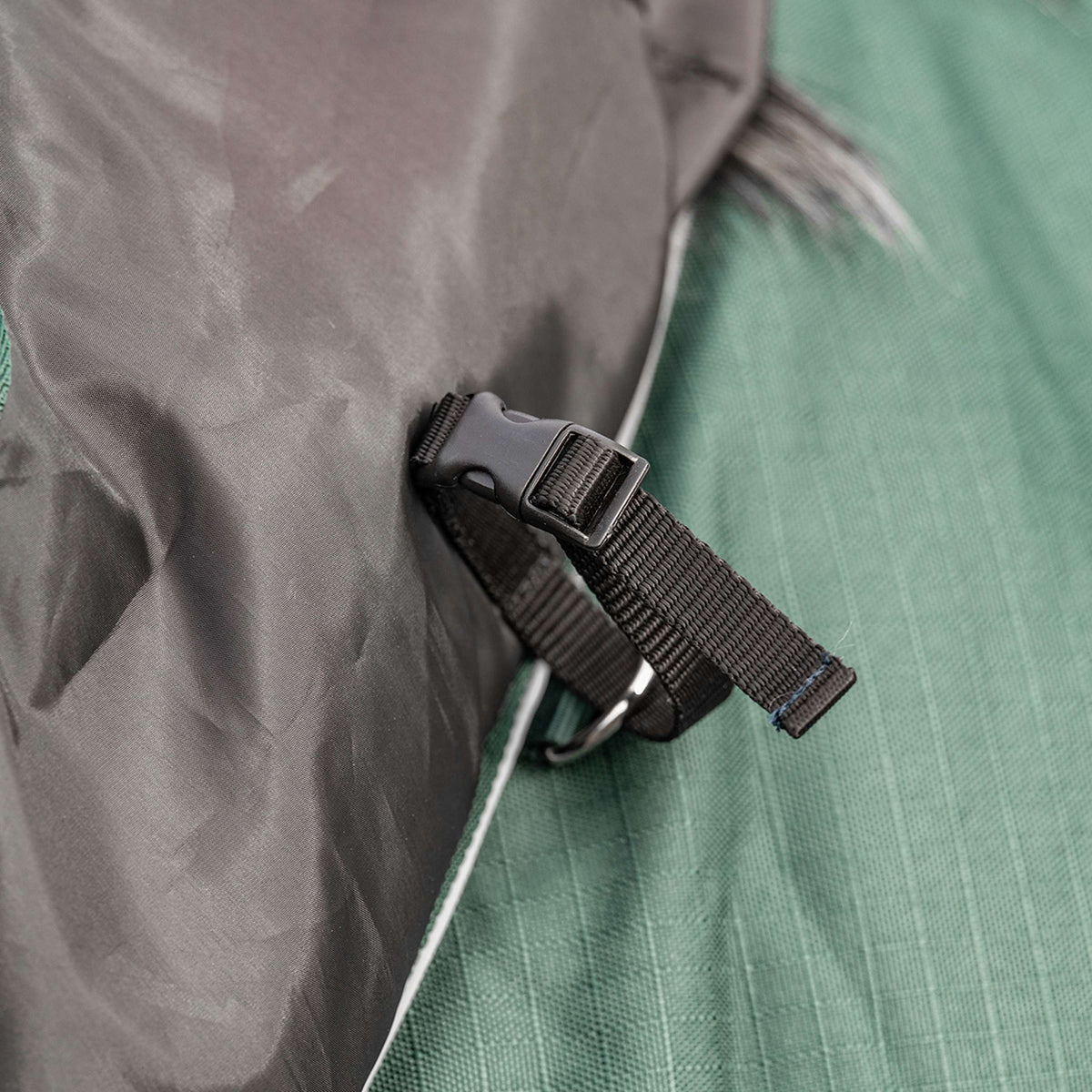 Agradi Horse Halsstück 1200D 200gr Reflektierende Paspelierung Grün