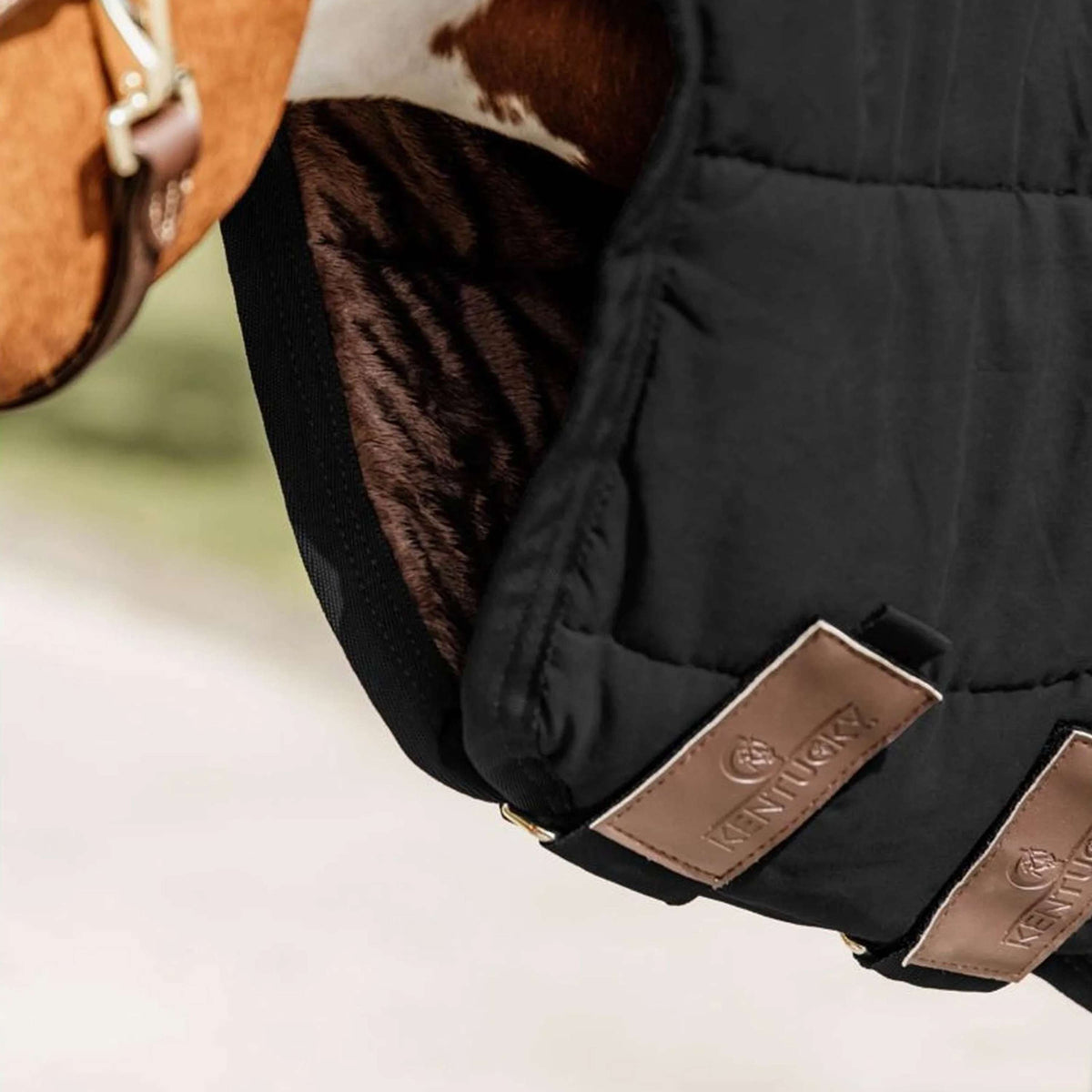 Kentucky Unterdecken Skin Friendly Neck 150g Schwarz