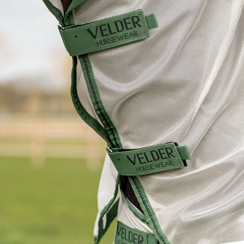 Velder Horsewear Essentials Fliegendecke Mesh mit Halsteil Silber