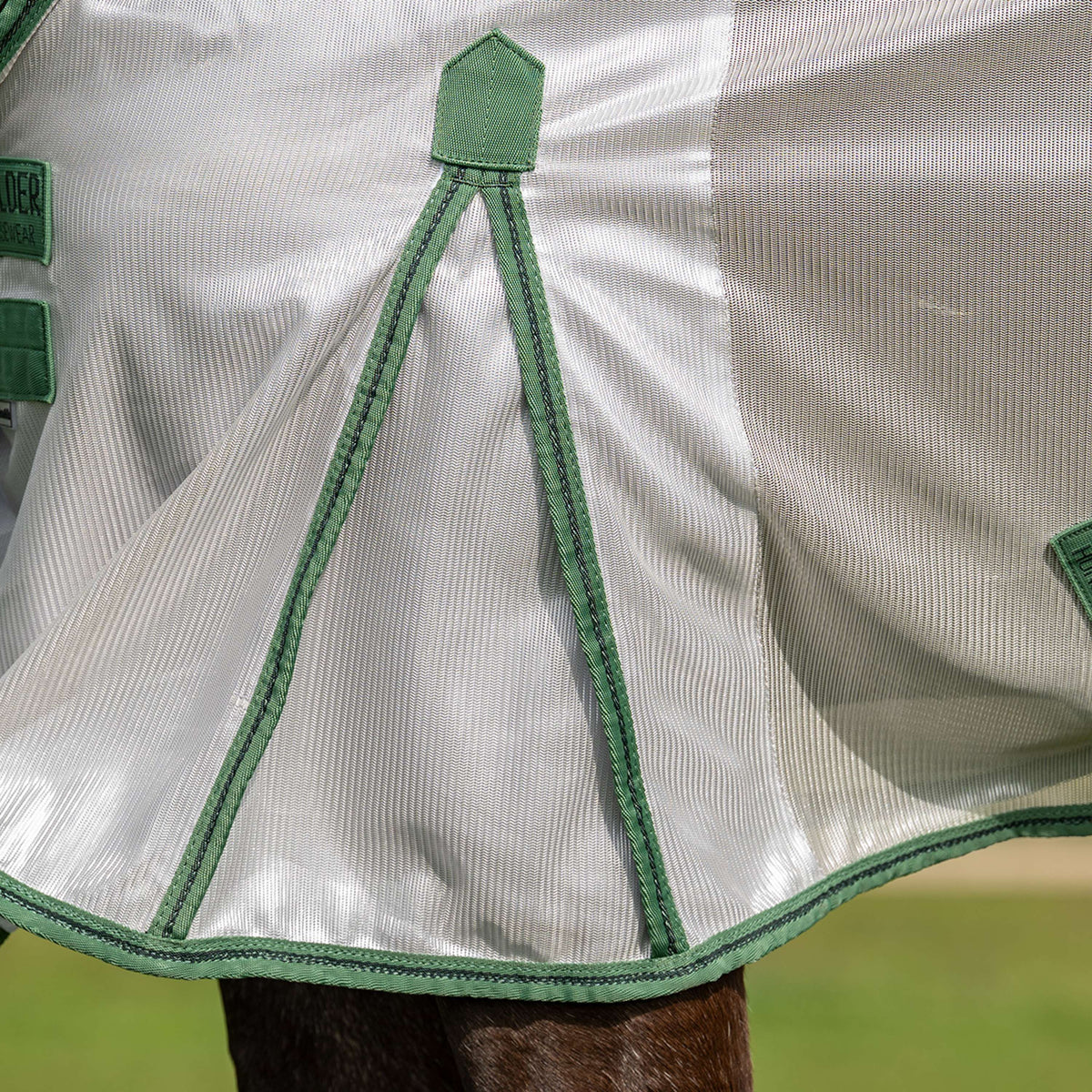 Velder Horsewear Fliegendecke Mesh mit Halsteil Silber