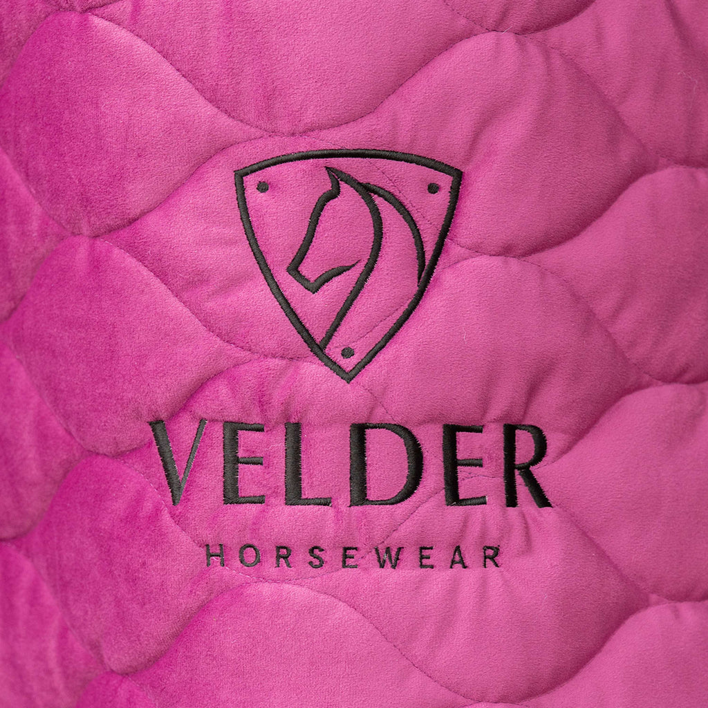 Velder Horsewear Premium Showdecke Satin Glow Dutch Raspberry