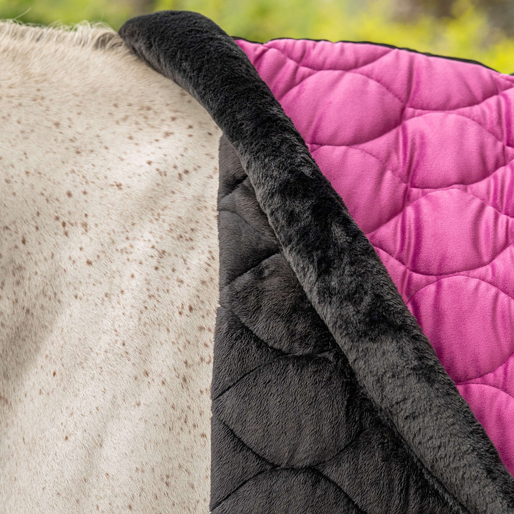 Velder Horsewear Premium Showdecke Satin Glow Dutch Raspberry