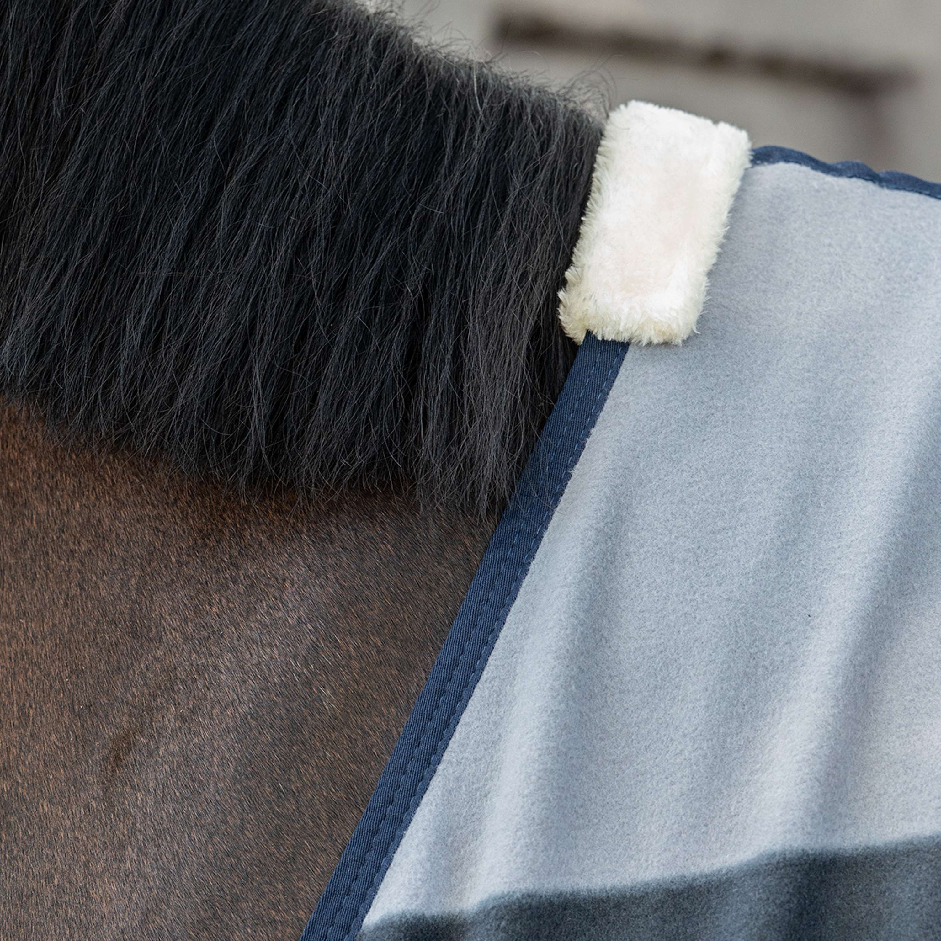 Velder Horsewear Essentials Fleecedecke Polar Stripes Grau/Bordeaux