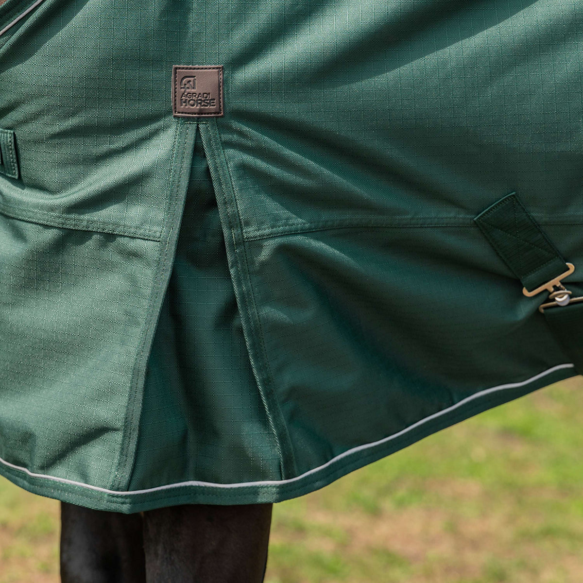 Agradi Horse Outdoordecke 1200D 300gr Reflektierende Paspelierung Grün