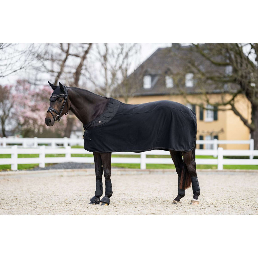 Back on Track Abschwitzdecke Deep Nights Fleece Schwarz