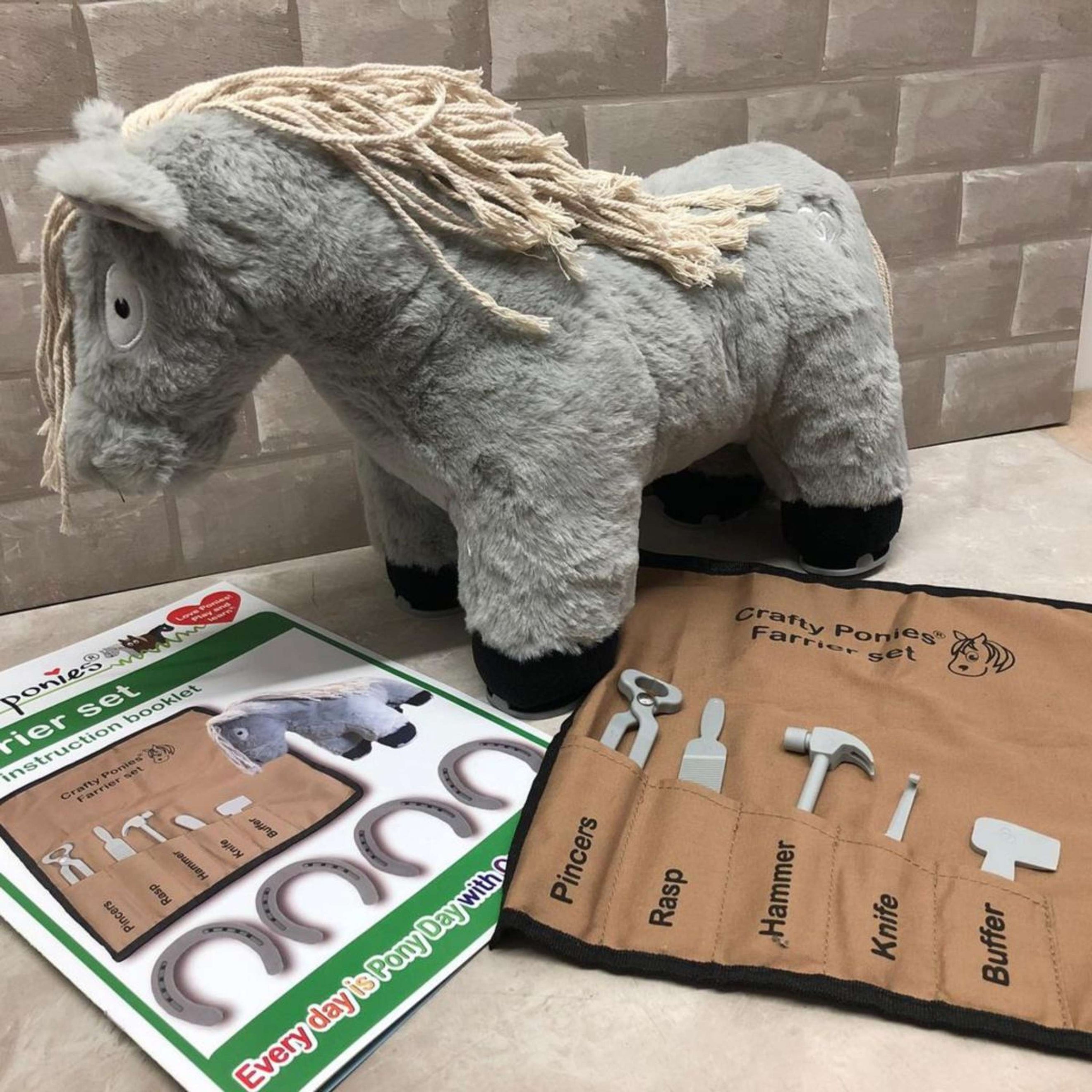 Crafty Ponies Hufschmied Set