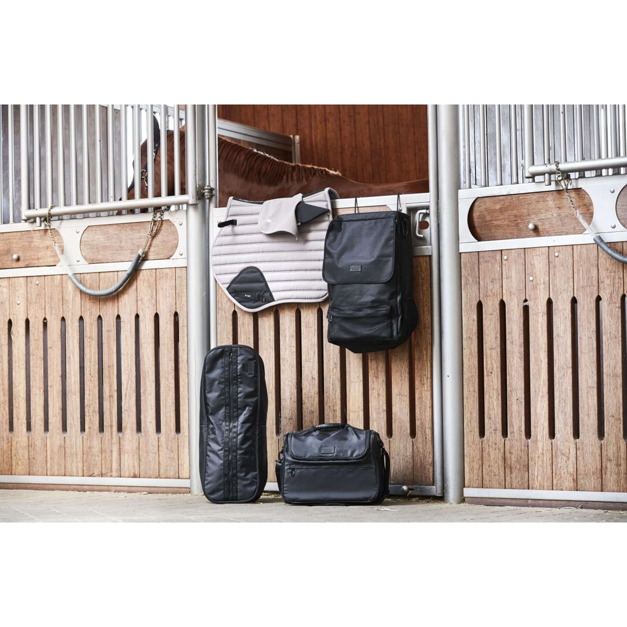 Catago Stall Tasche 2.0 mit Haken Schwarz Catago Stall Tasche 2.0 mit Haken Schwarz