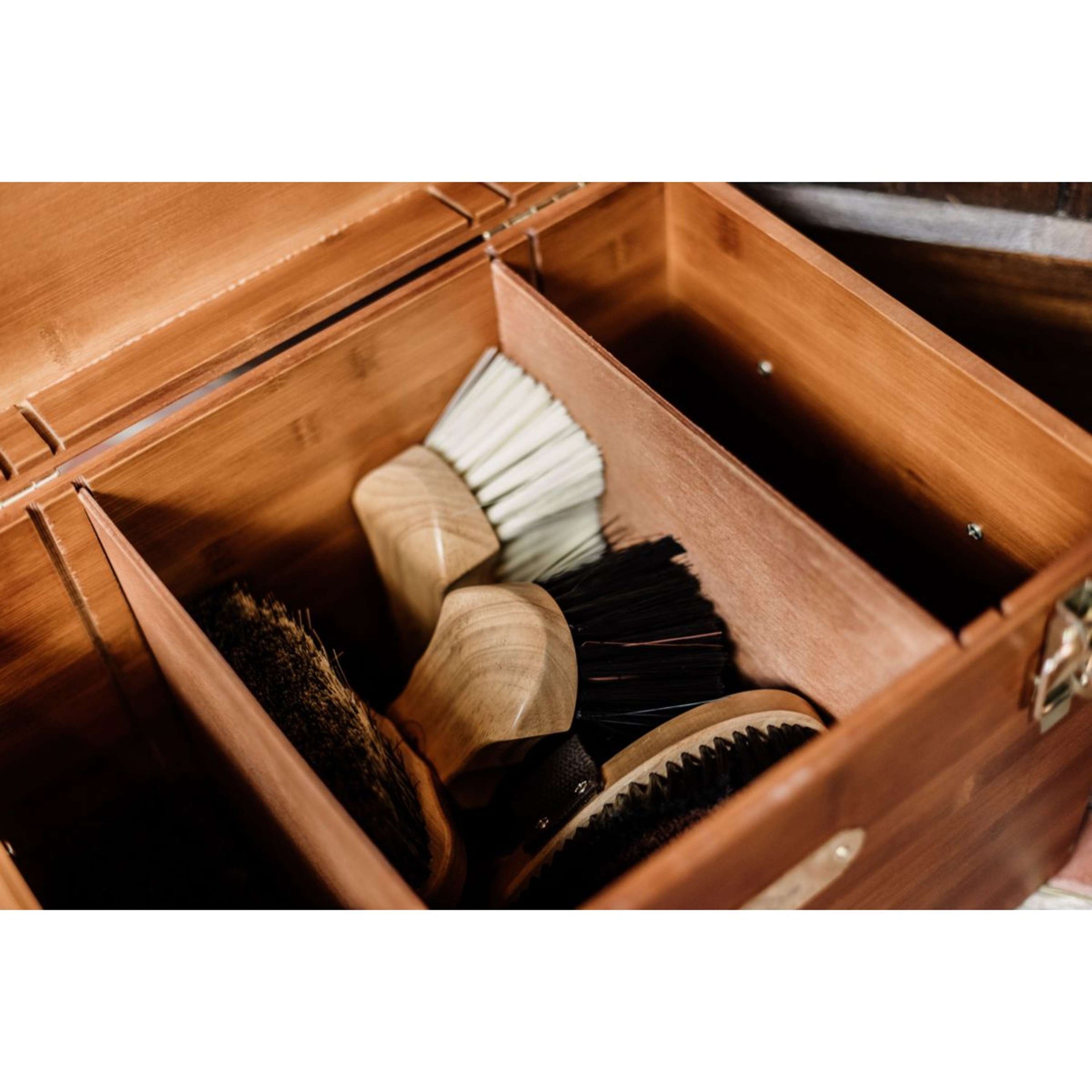 Grooming Deluxe by Kentucky Tack Box 30x40x28cm Grooming Deluxe by Kentucky Tack Box 30x40x28cm