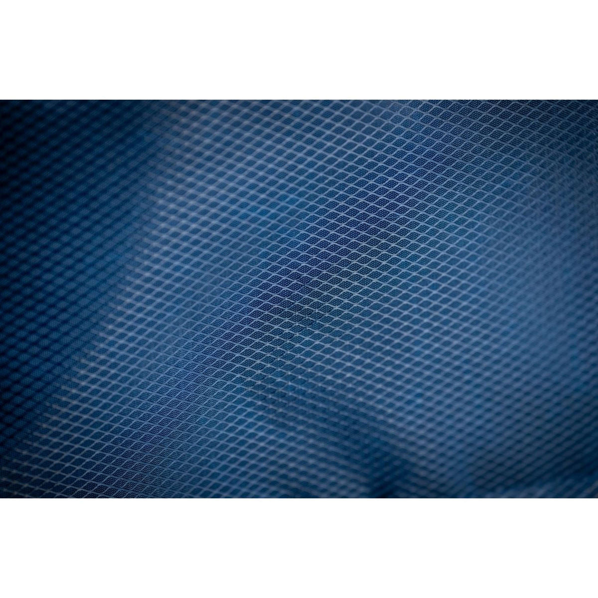 Horseware Therapy Ionic Stable 50g Imperialblau/Silber/Marineblau