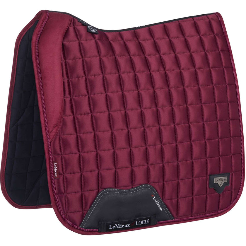 LeMieux Schabracke Loire Memory Satin Square Dressur Mulberry LeMieux Schabracke Loire Memory Satin Square Dressur Mulberry