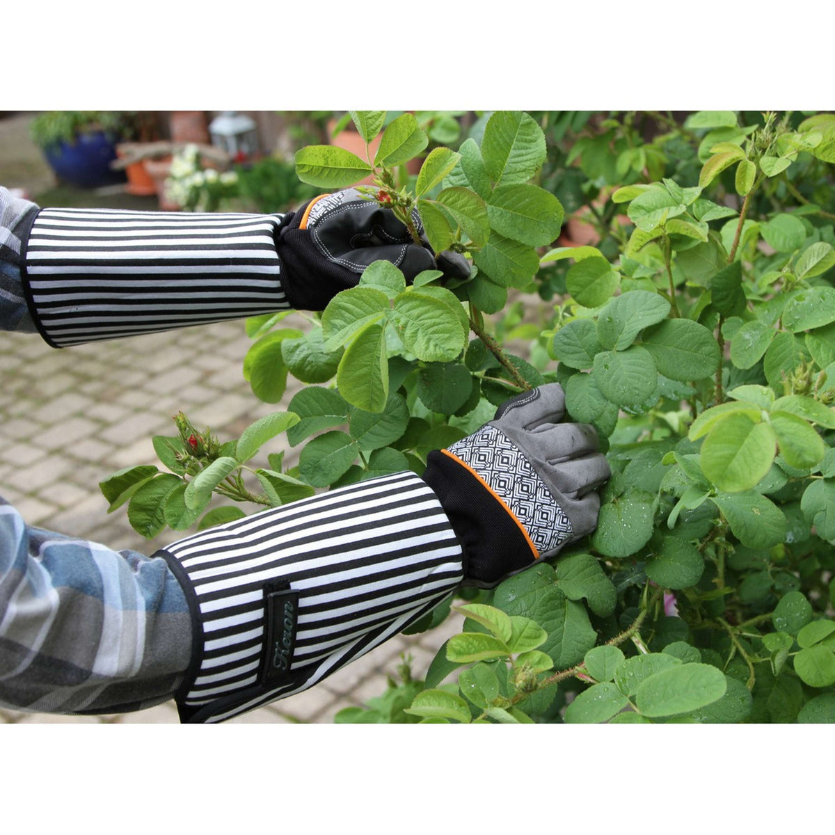 handschuhe zum rosen schneiden Kerbl Rosenhandschuh Rose Garden lange Stulpe