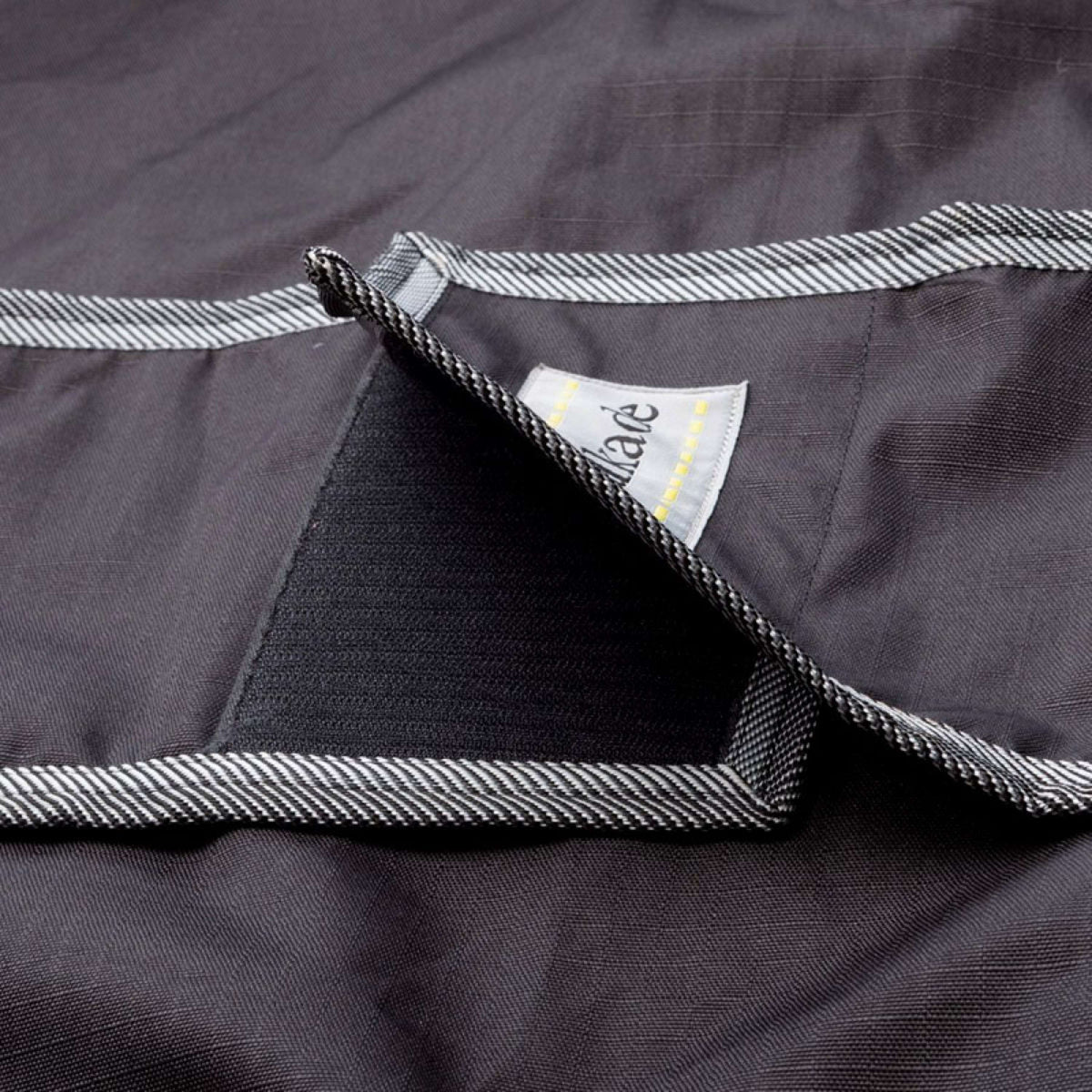 Kavalkade Ausreitdecke Outdoor Schwarz