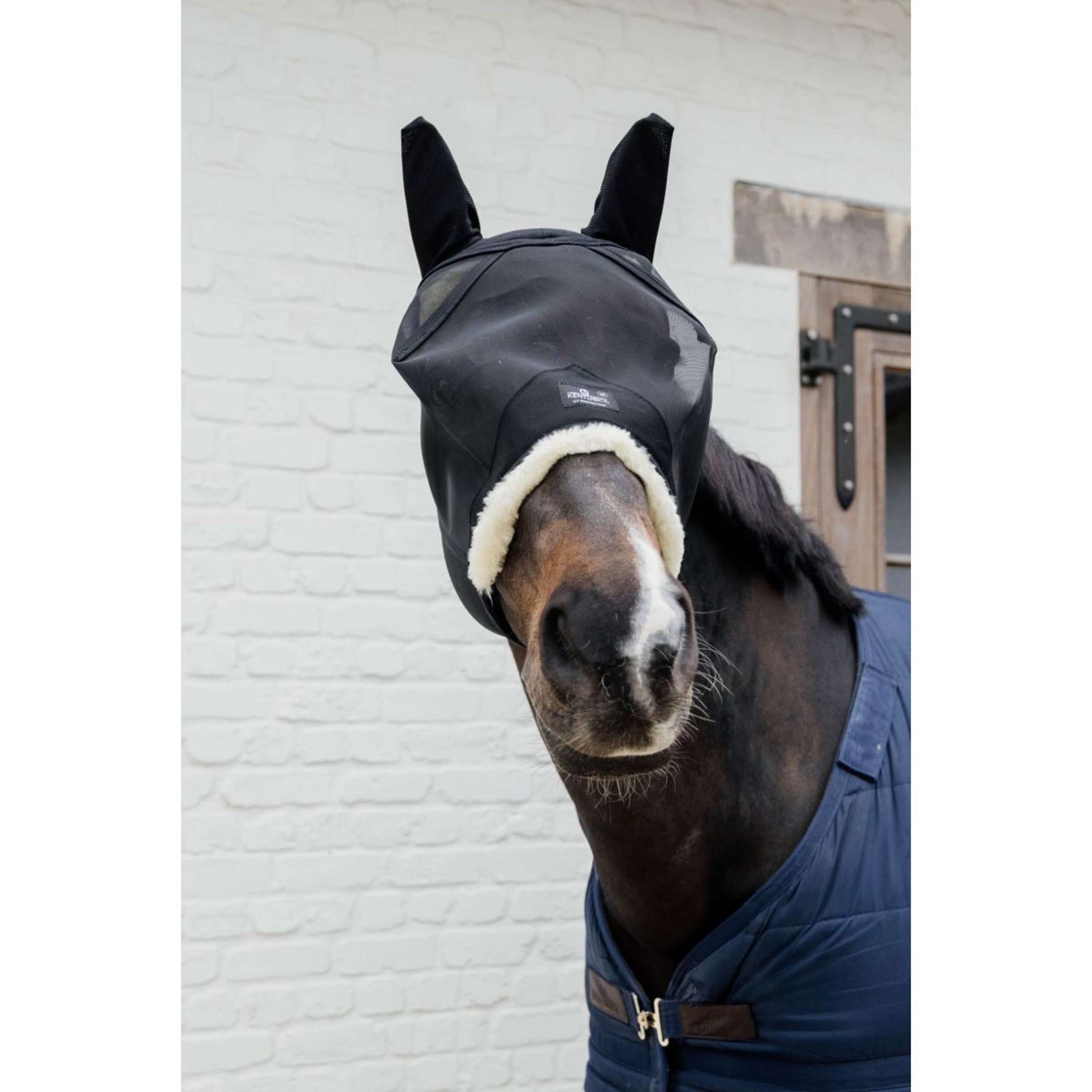 Kentucky Fliegenmaske Skin Friendly mit Ohren Schwarz Kentucky Fliegenmaske Skin Friendly mit Ohren Schwarz