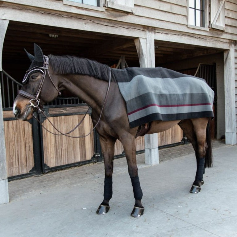 Kentucky Fleecedecke Heavy Square Stripes Schwarz/Grau