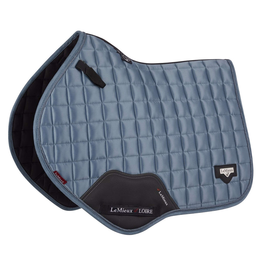 LeMieux Schabracke Loire Classic Satin Square CC Ice Blue LeMieux Schabracke Loire Classic Satin Square CC Ice Blue