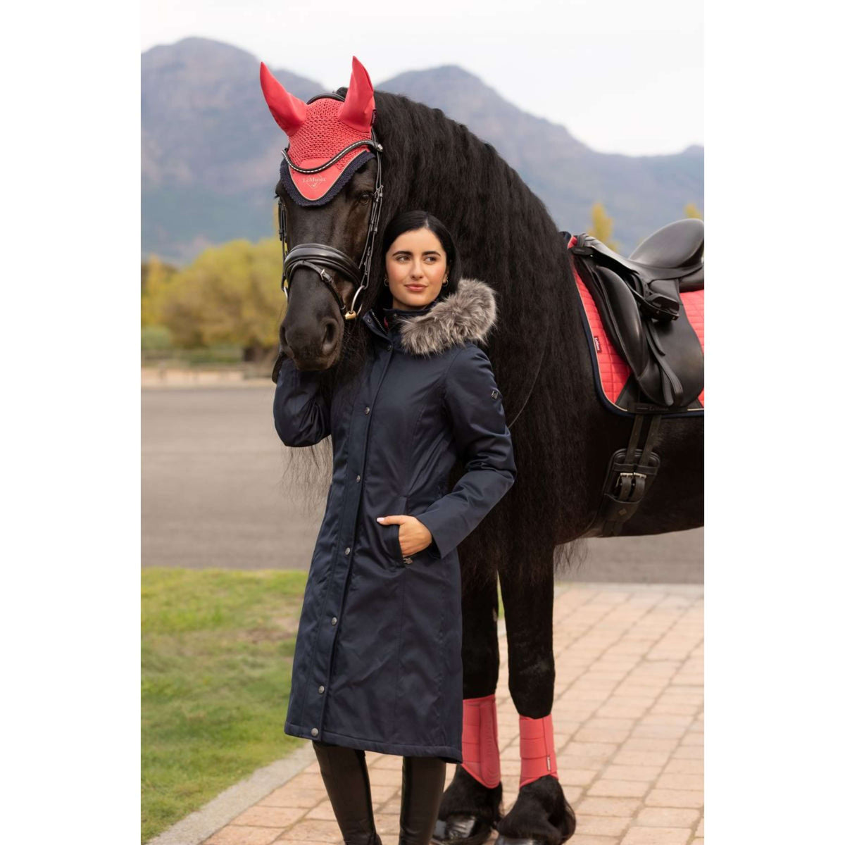 LeMieux Jacke Anya Waterproof Lang Navy