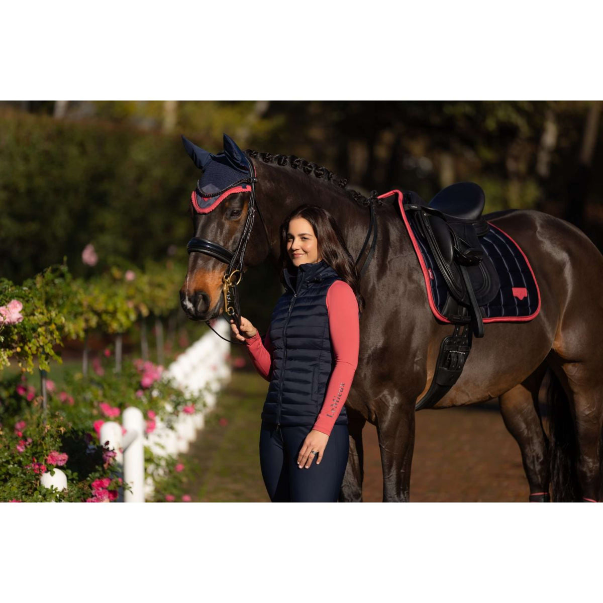 LeMieux Schabracke Loire Classic Dressur Navy/Cranberry
