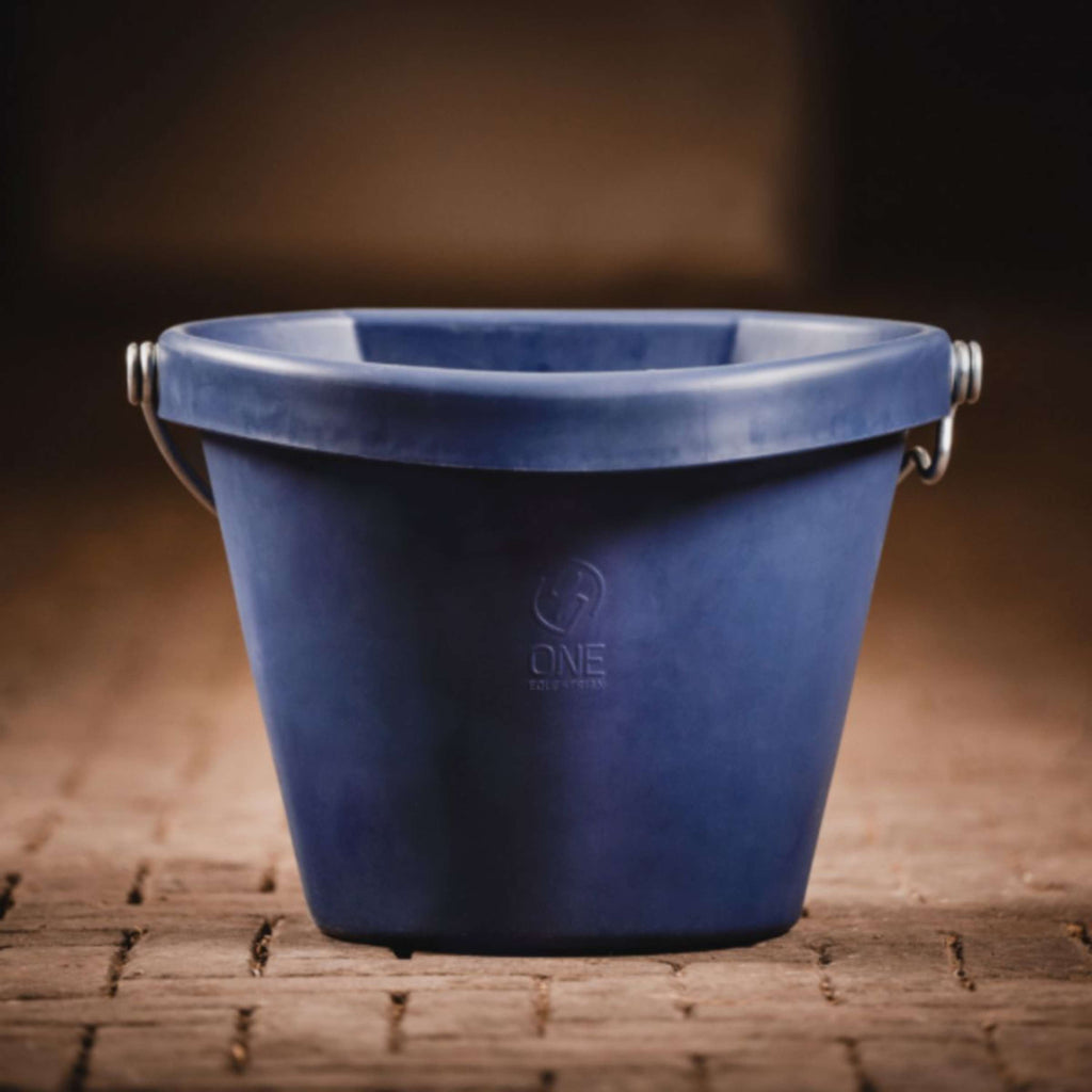 One Equestrian Eimer Navy