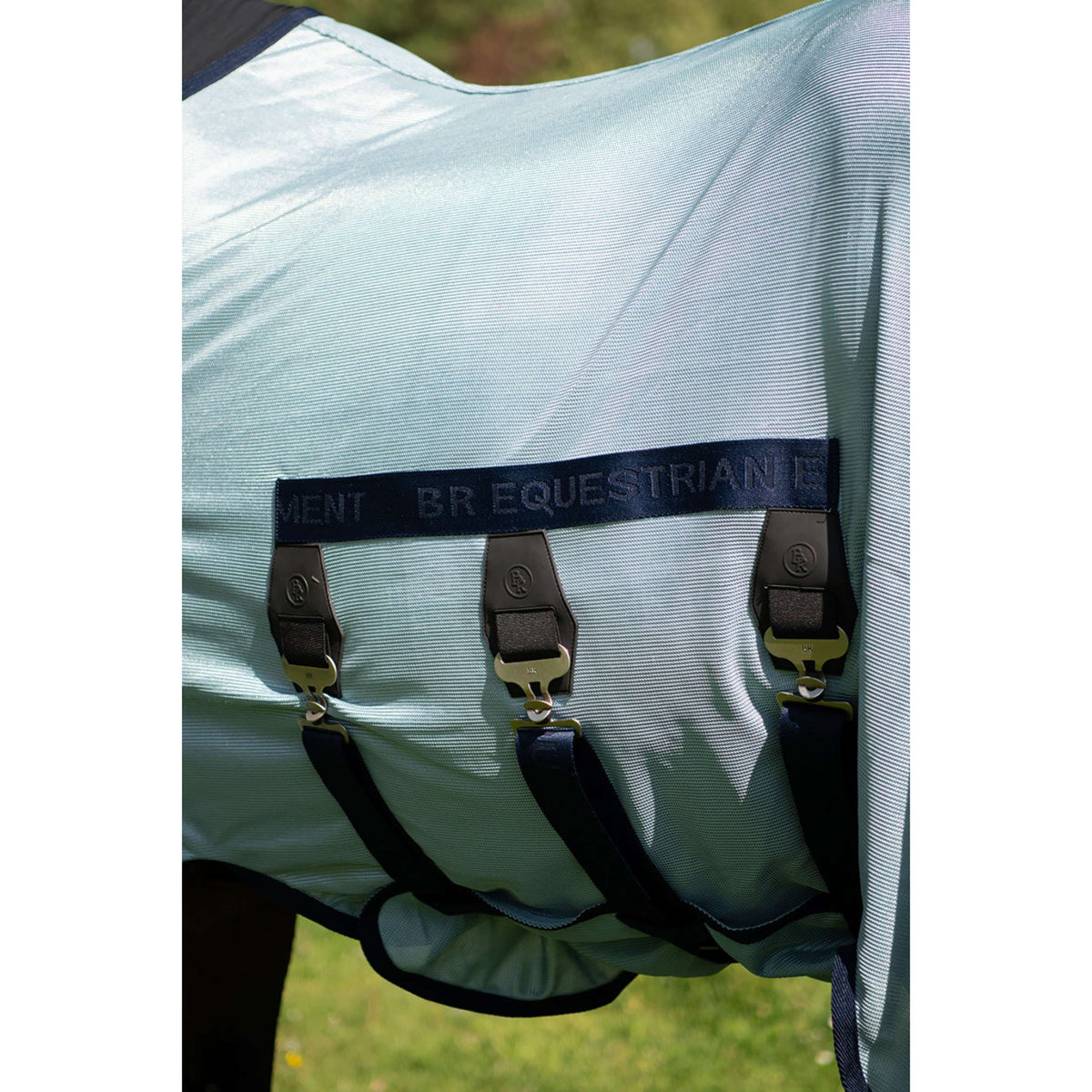 BR Fliegendecke SS26 mit Abnehmbarem Hals Tourmaline