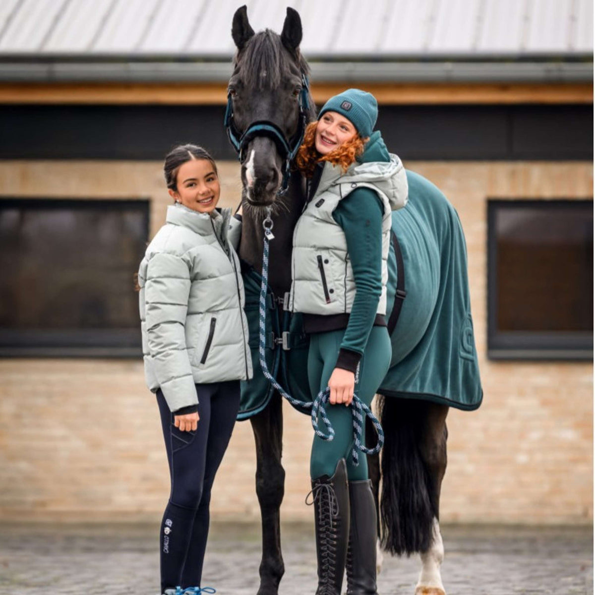 Cavallo Halfter CavalJero mit Fell Dark Peacock