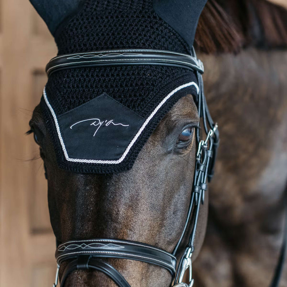 Dyon Fliegenhaube Diamond Schwarz