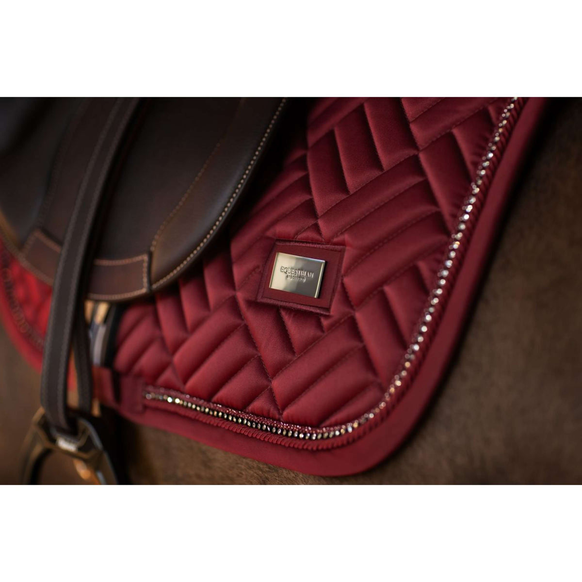 Equestrian Stockholm Schabracke Vegan Fur Springen Crystal Bordeaux