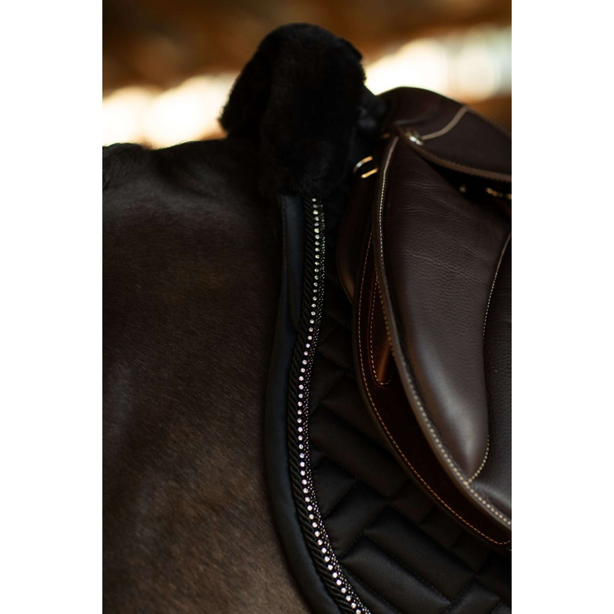 Equestrian Stockholm Schabracke Vegan Fur Springen Crystal Black