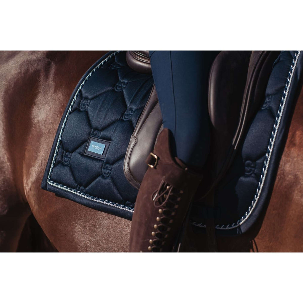 Equestrian Stockholm Schabracke Dressur Black Edition