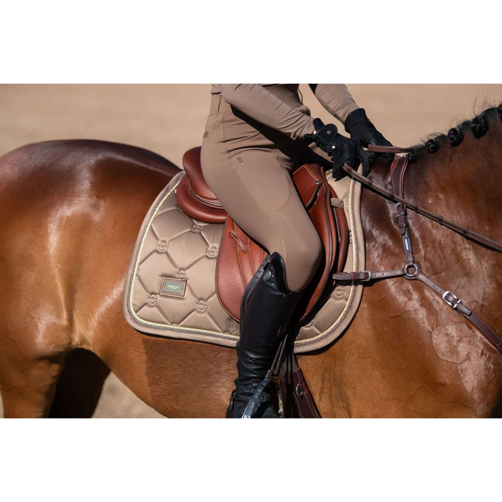 Equestrian Stockholm Schabracke Springen Champagne