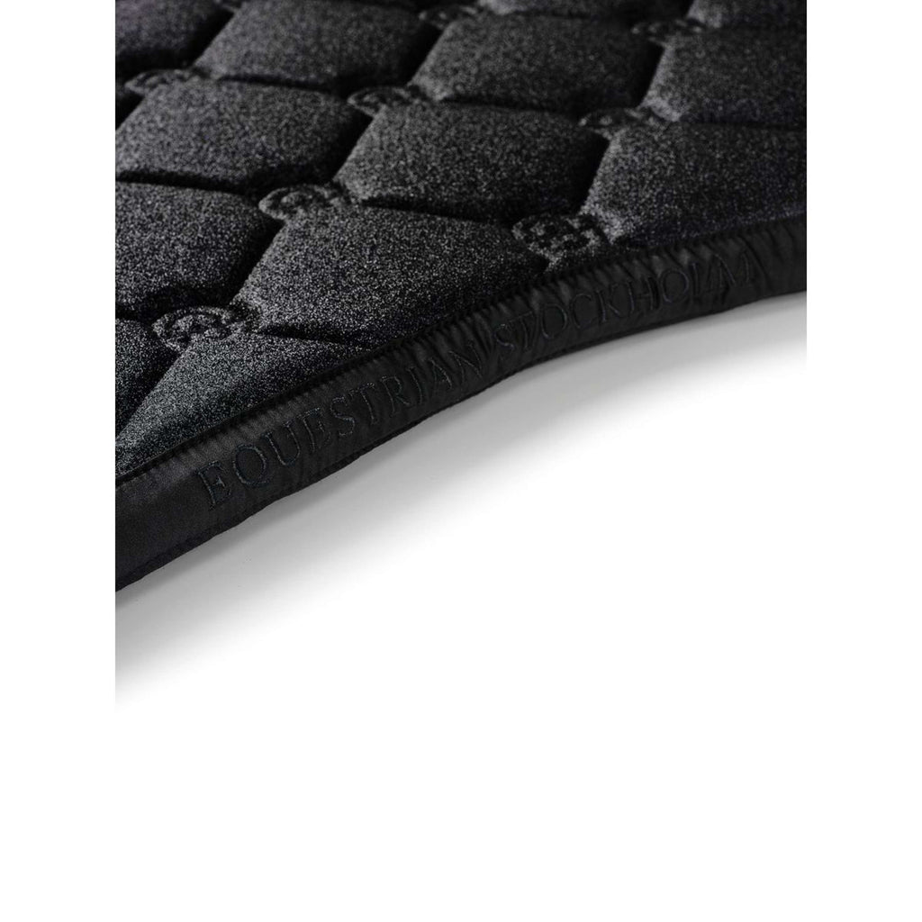 Equestrian Stockholm Schabracke Dressur All Black Glimmer