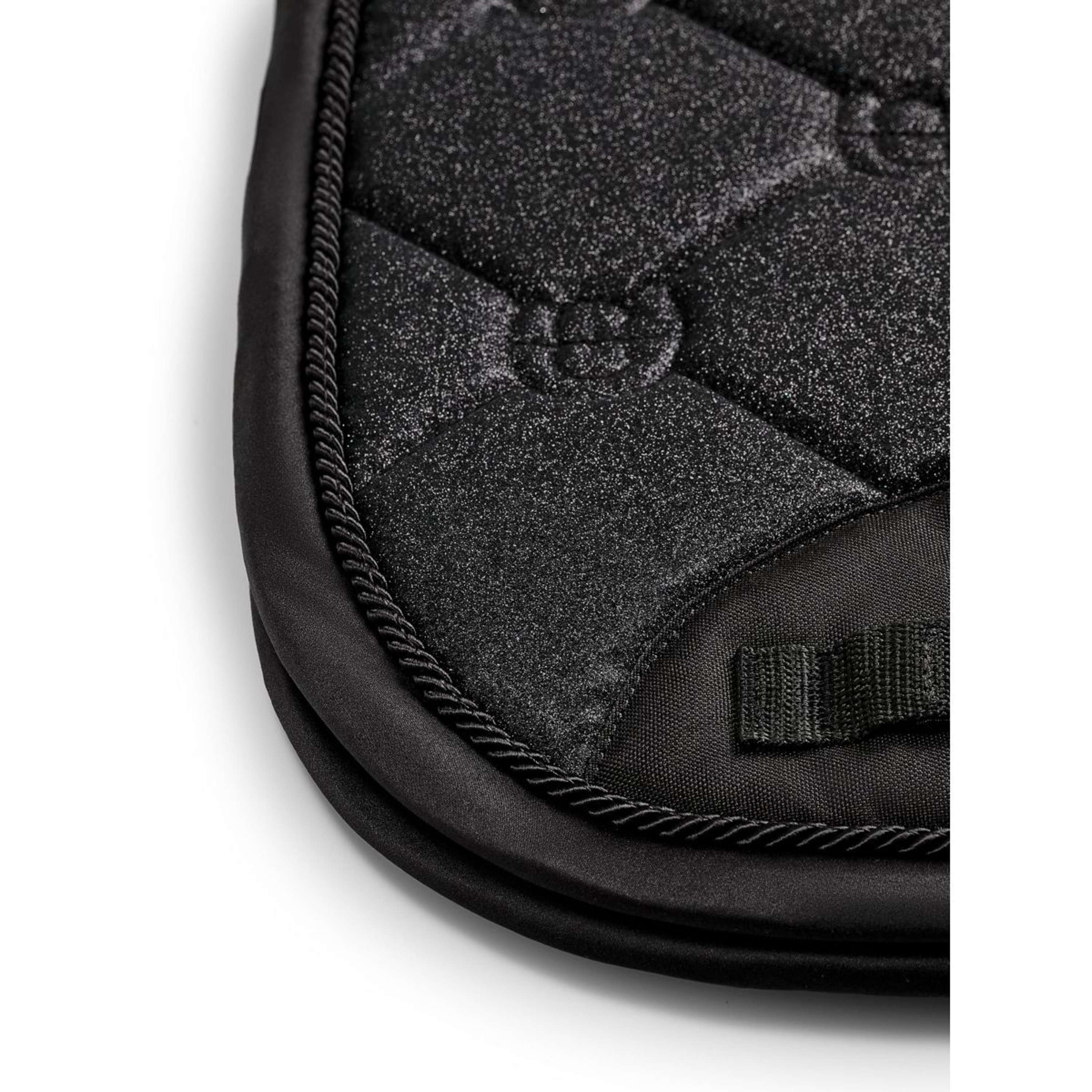 Equestrian Stockholm Schabracke Dressur All Black Glimmer
