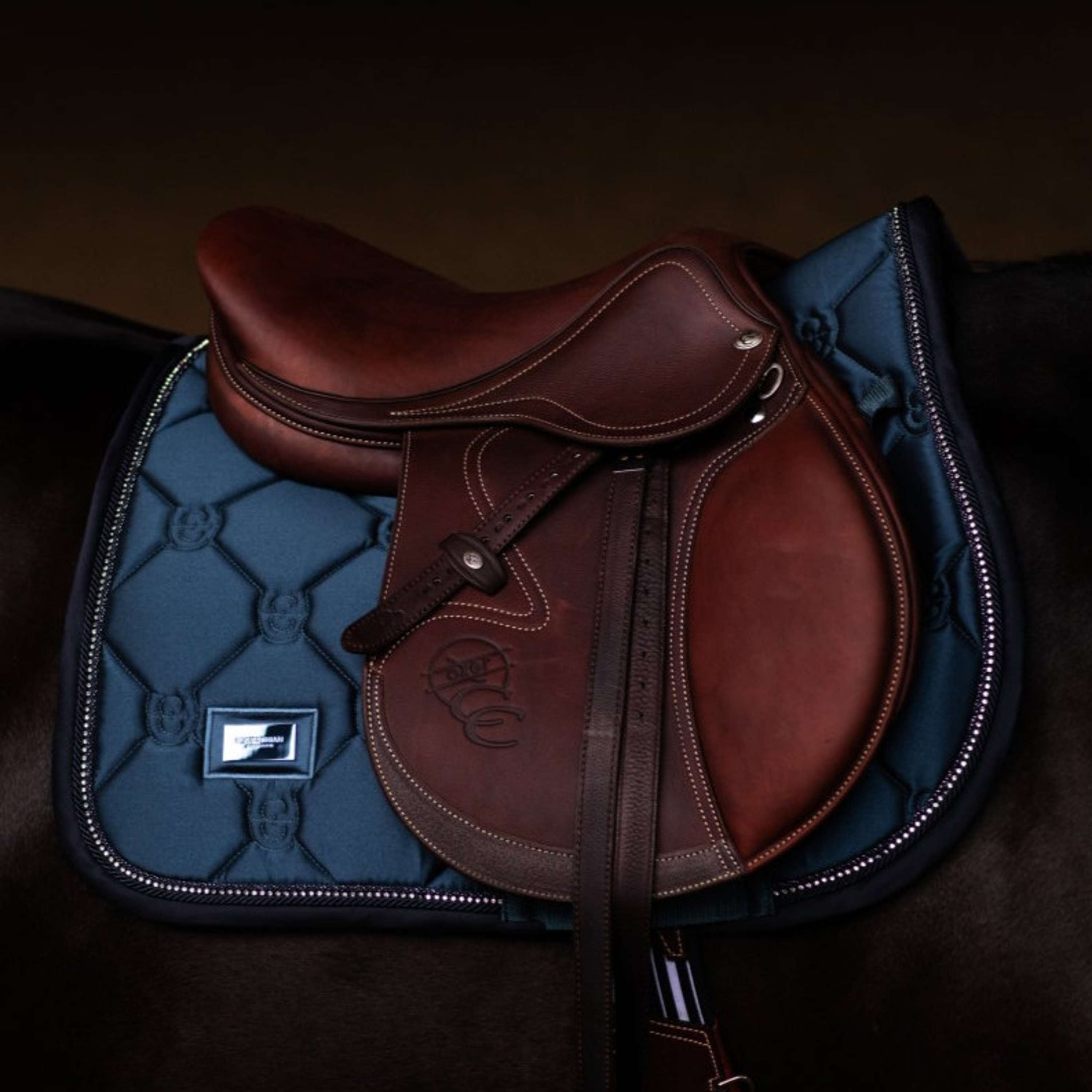 Equestrian Stockholm Schabracke Crystal Shine Springen Blue Meadow