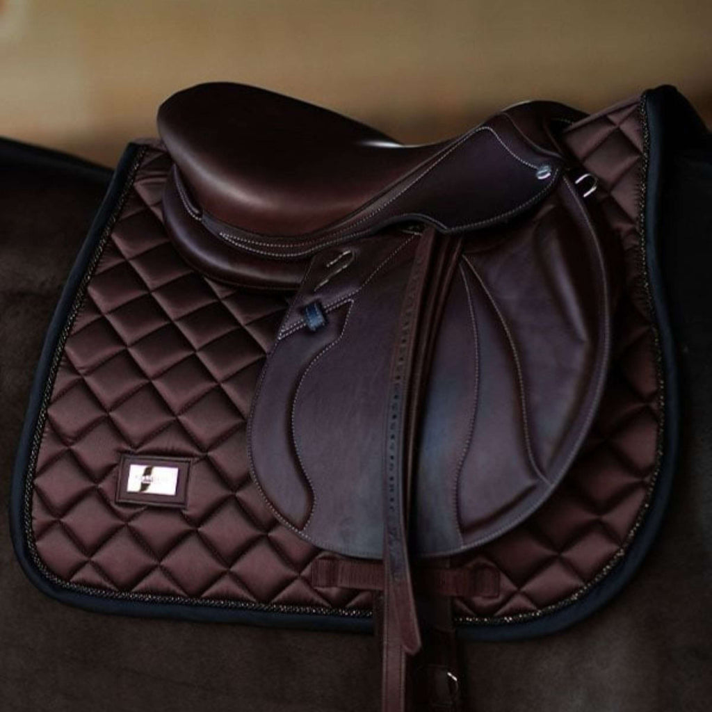Equestrian Stockholm Schabracke Springen Endless Glow