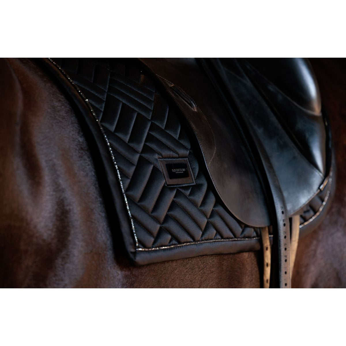 Equestrian Stockholm Schabracke Modern Dressur Schwarz