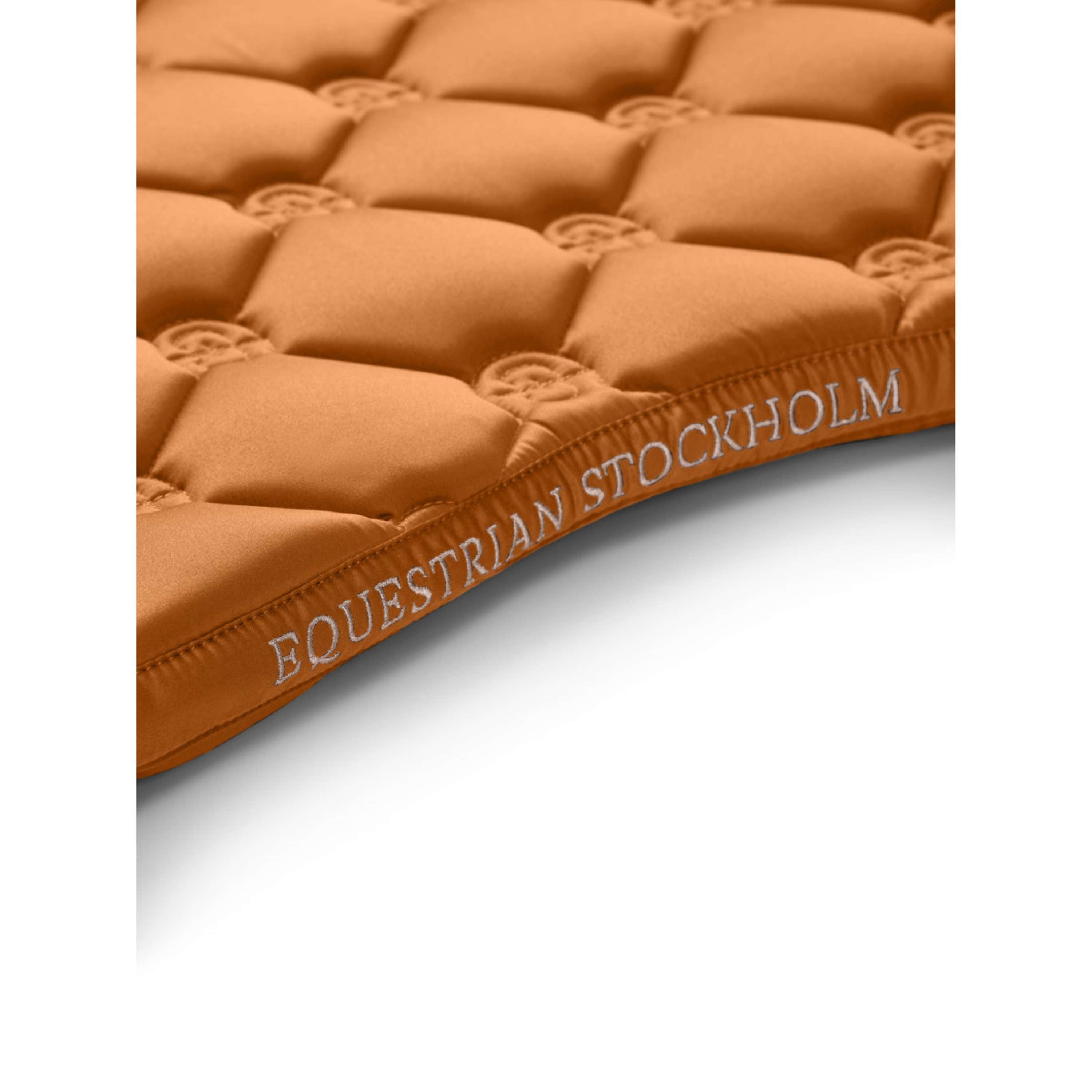 Equestrian Stockholm Schabracke Satin Springen Chestnut