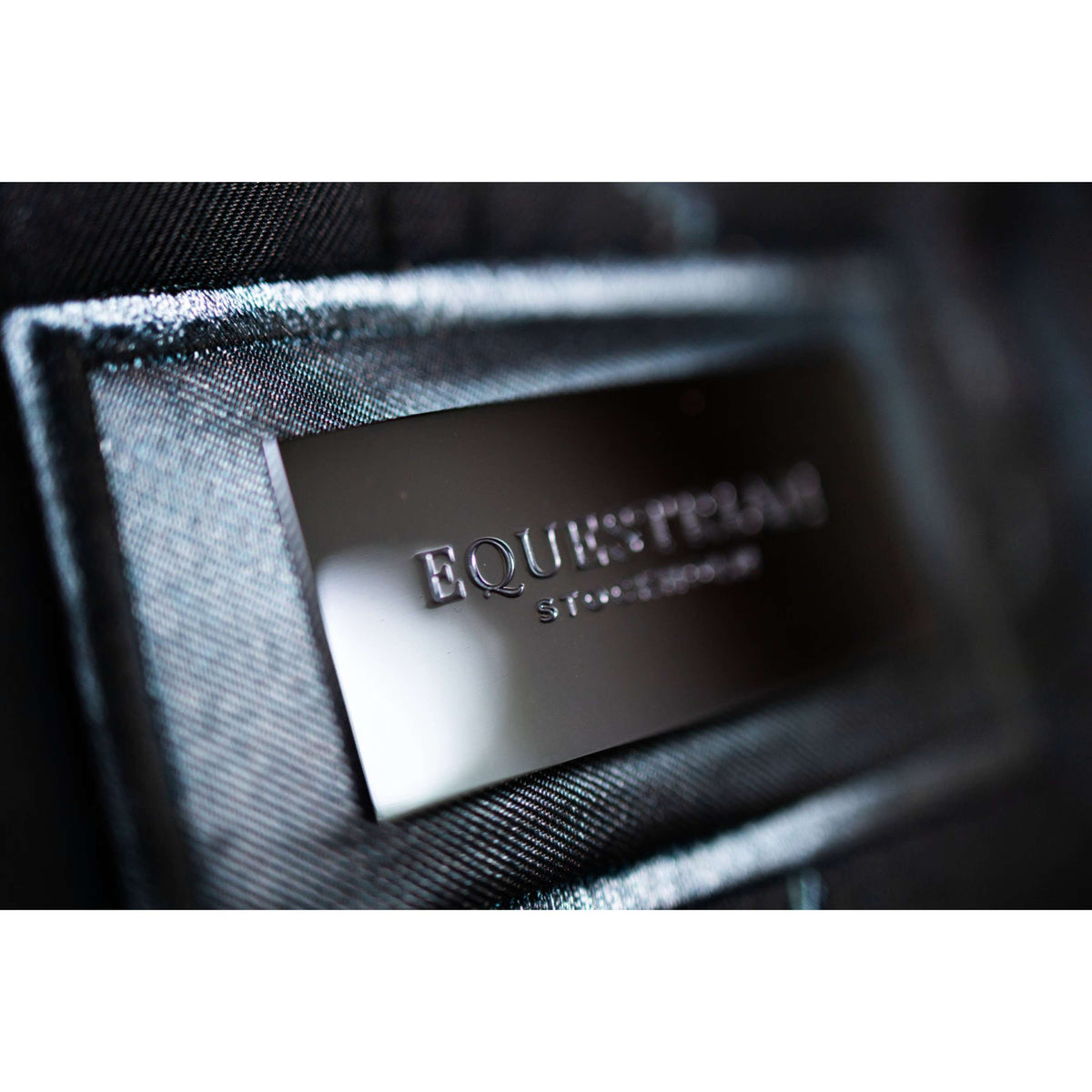 Equestrian Stockholm Schabracke Velvet Dressur Schwarz