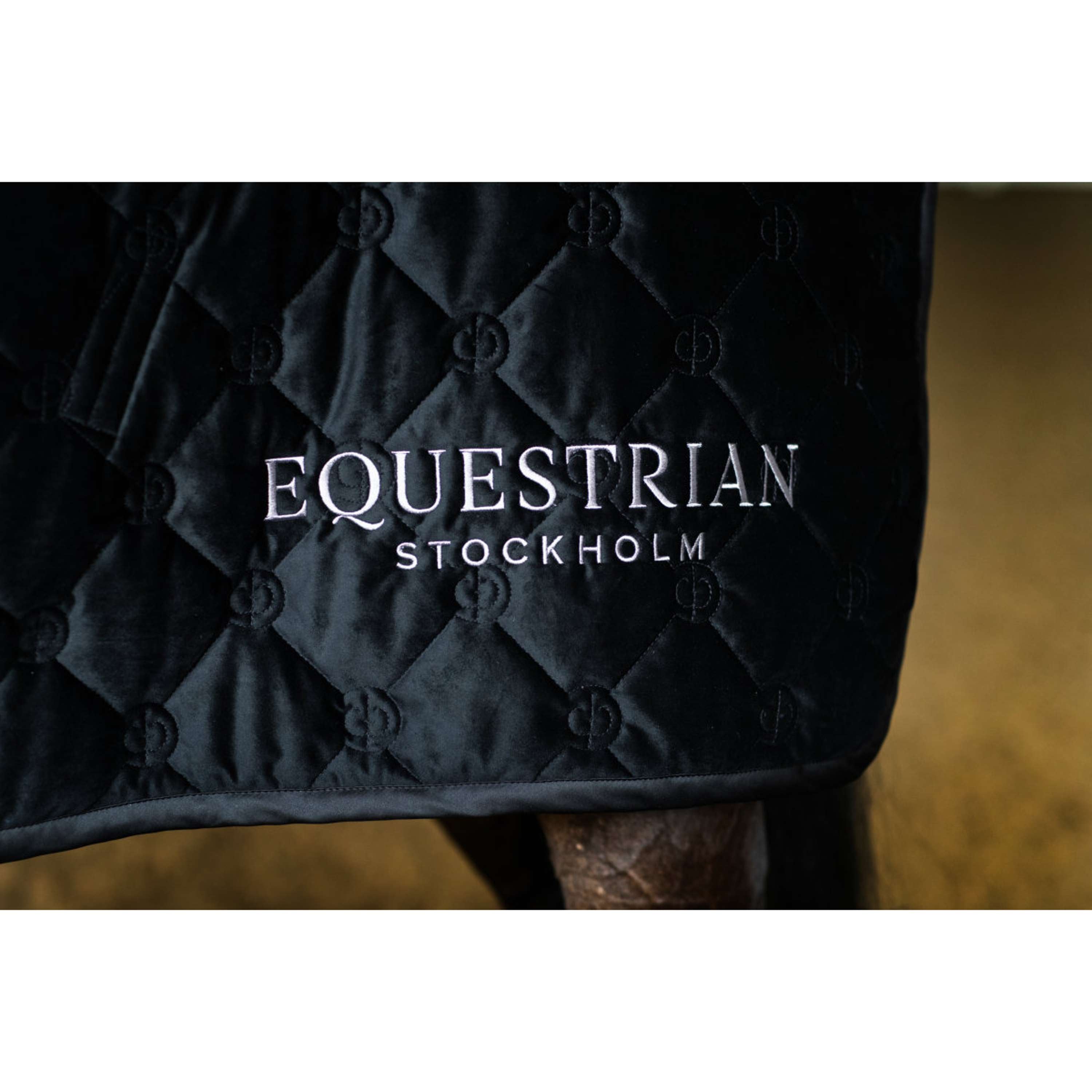 Equestrian Stockholm Fleecedecke Velvet Schwarz