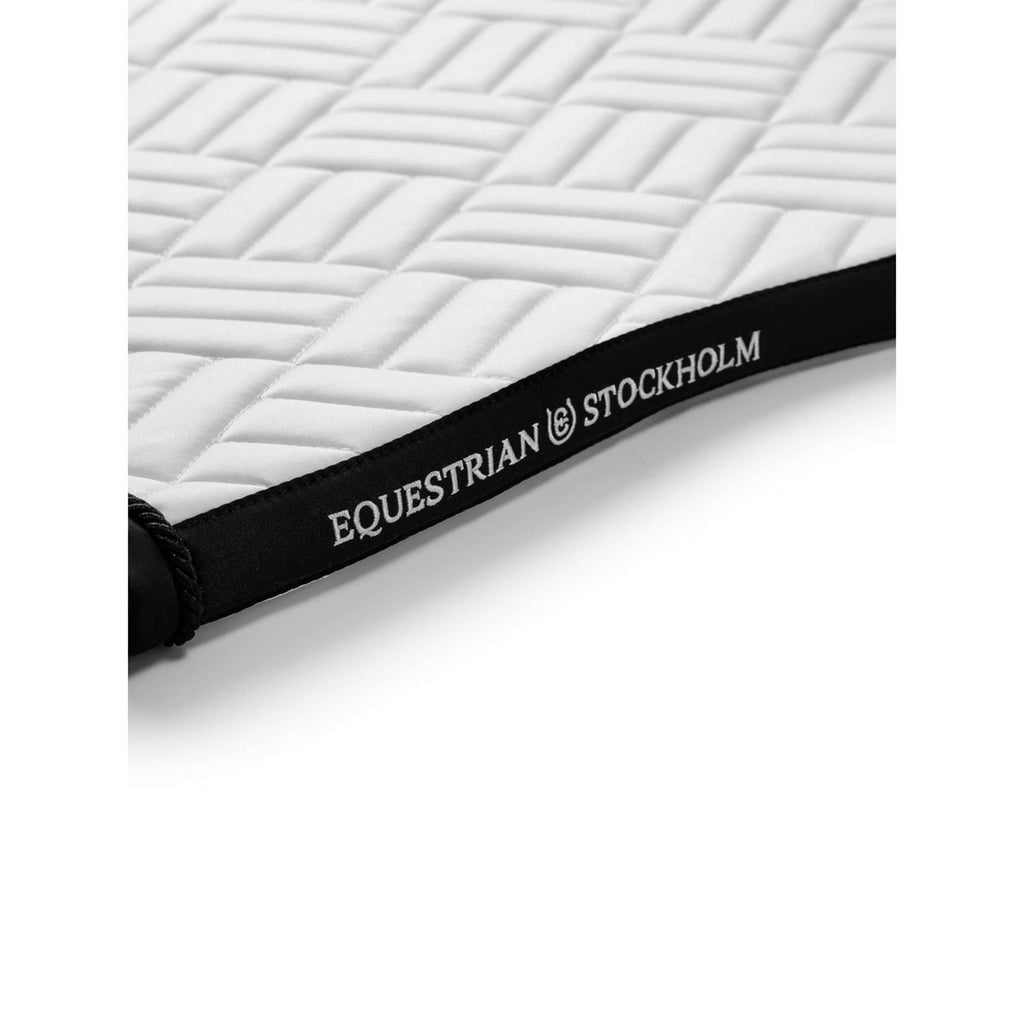 Equestrian Stockholm Schabracke Modern Springen Weiß/Schwarz