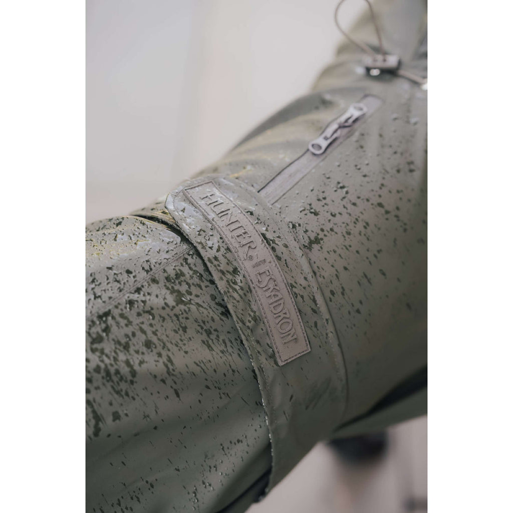 Hunter x Eskadron Hund Regenmantel Rainshield Olive