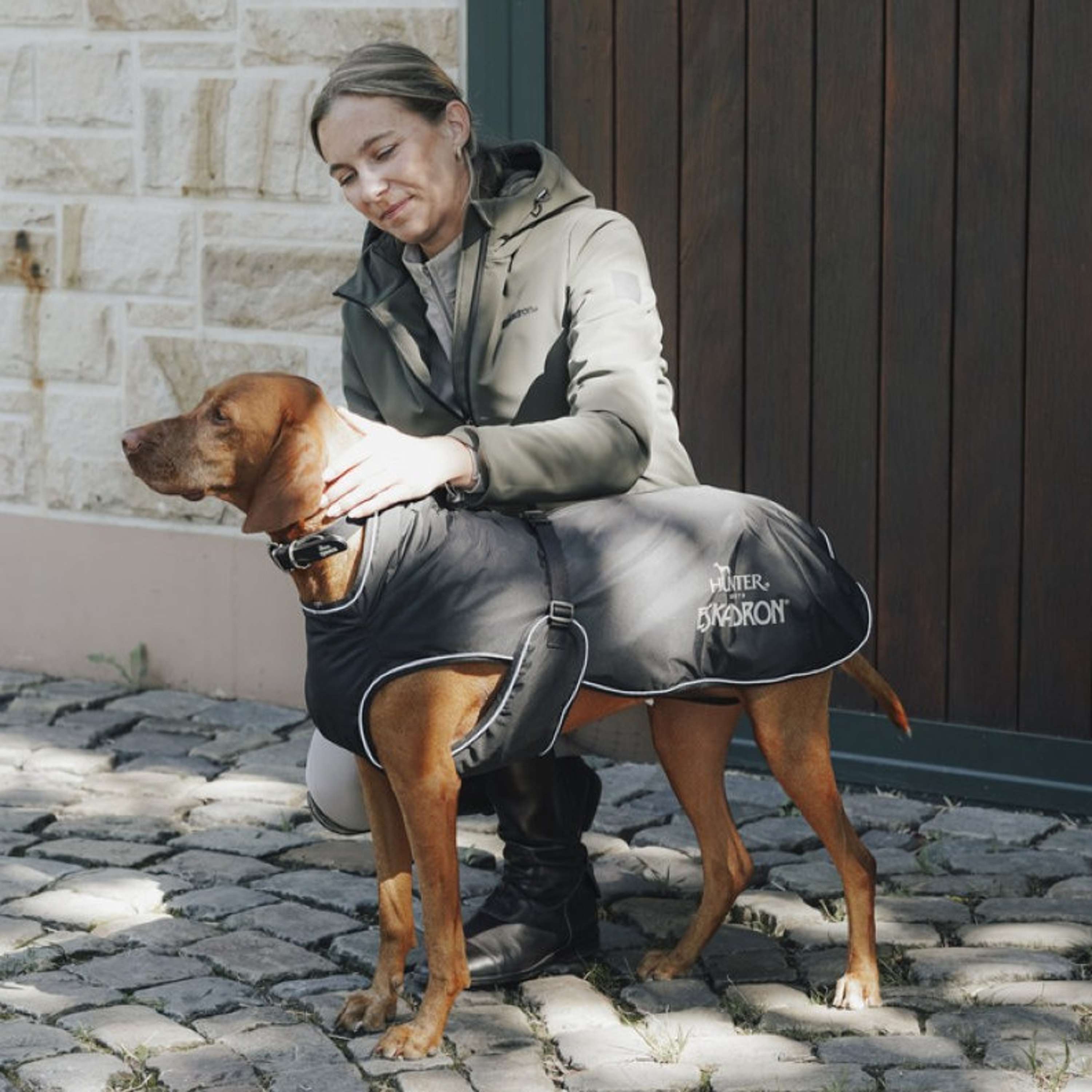 Hunter x Eskadron Hunde Wintermantel Vario Schwarz
