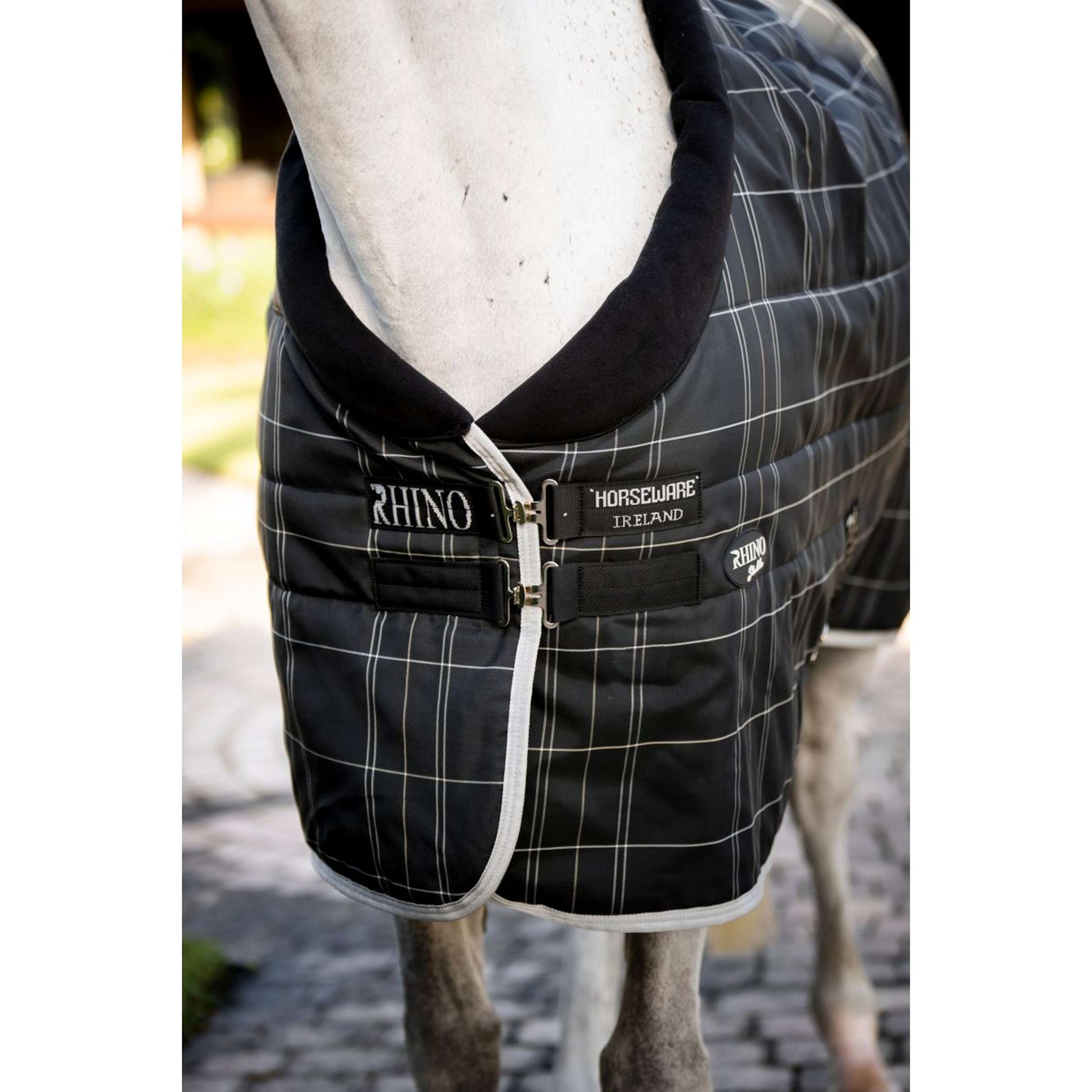 Rhino Stable 100g Black/Grey/White Check/Gray Rhino Stable 100g Black/Grey/White Check/Gray