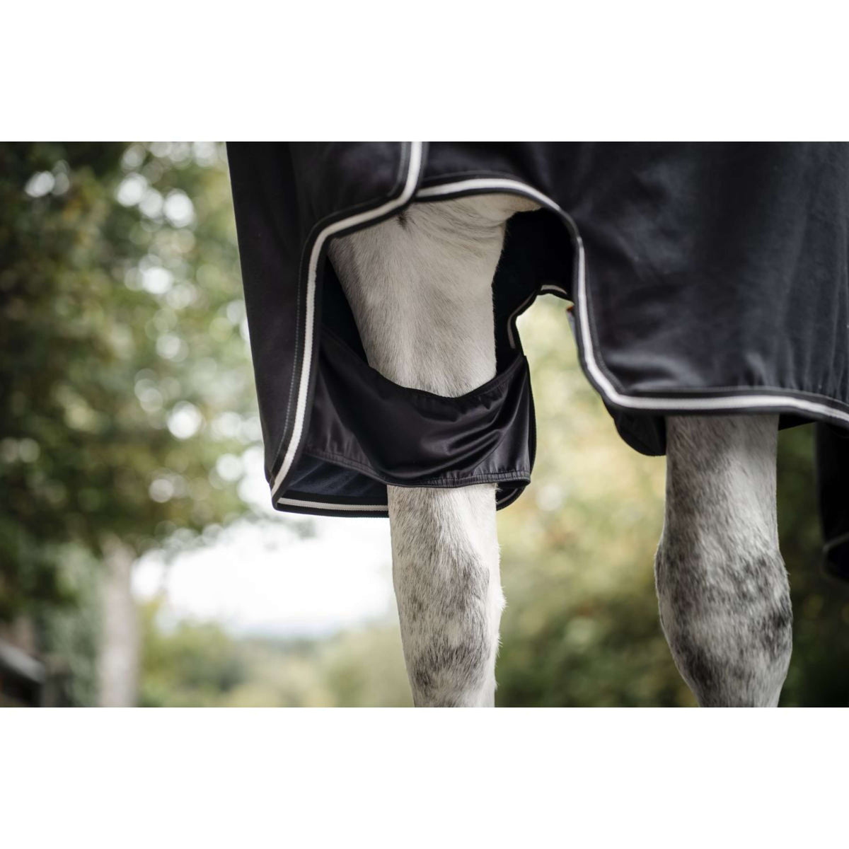 Horseware Show Ready Rug Black/Black/Silver