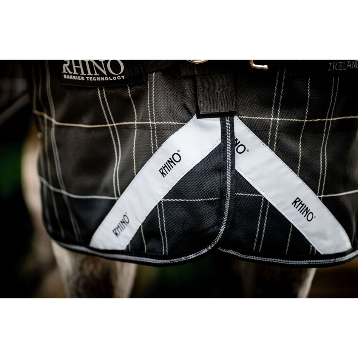 Rhino Turnout Plus Pony Bundle 0g + 200g Black Check/Schwarz/Weiß