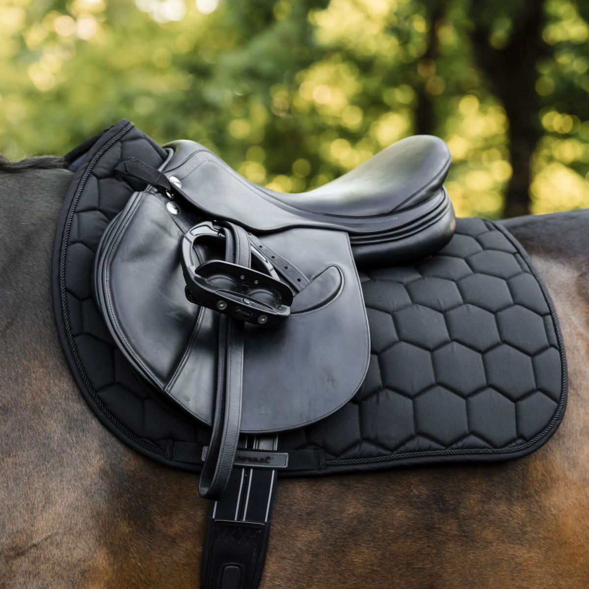 Horseware Schabracke Ionic Close Contact Schwarz